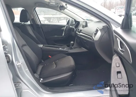 2018 Mazda Mazda3 Sport из США, поврежденный, VIN 3MZBN1U75JM264950